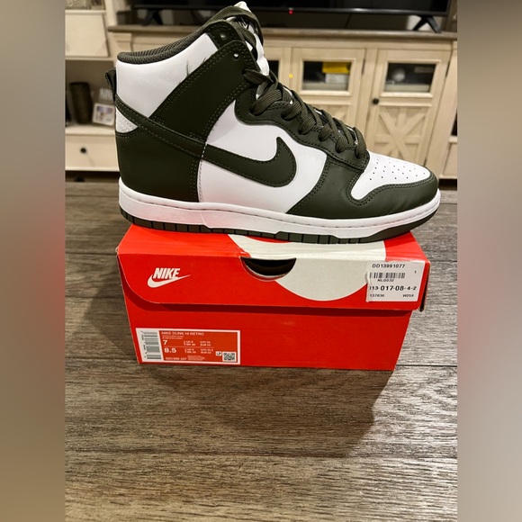 ✨Nike Dunk High Retro Cargo Khaki✨ - Picture 9 of 9